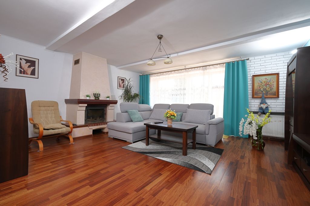 House for sale, 5 rooms, 180 m² — Kędzierzyn-Koźle
