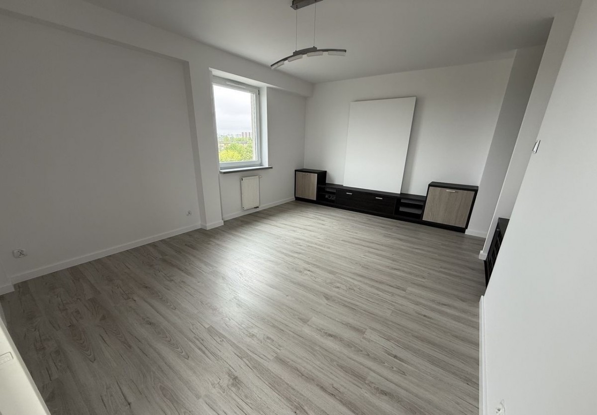 Квартира - 3 кімнати - 61 м² - вул. Святокризька Білосток Антонюк