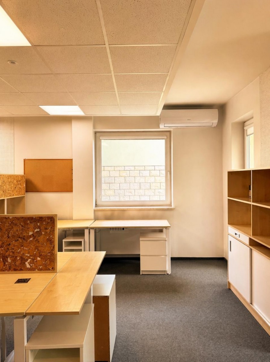 Квартира - 2 кімнати - 79 м² - вул. Зіркова Варшава Жоліборж