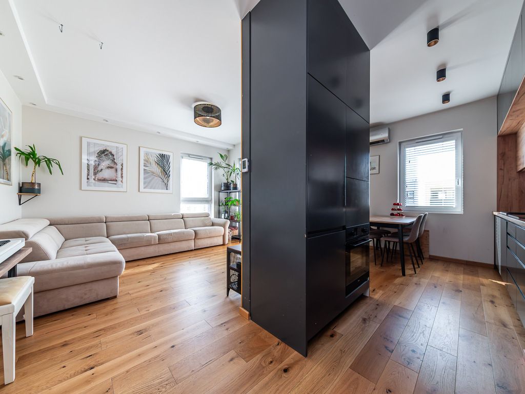 Apartamento - 3 habitaciones - 65 m² - ascensor - c. Marywilska Varsovia Białołęka Żerań