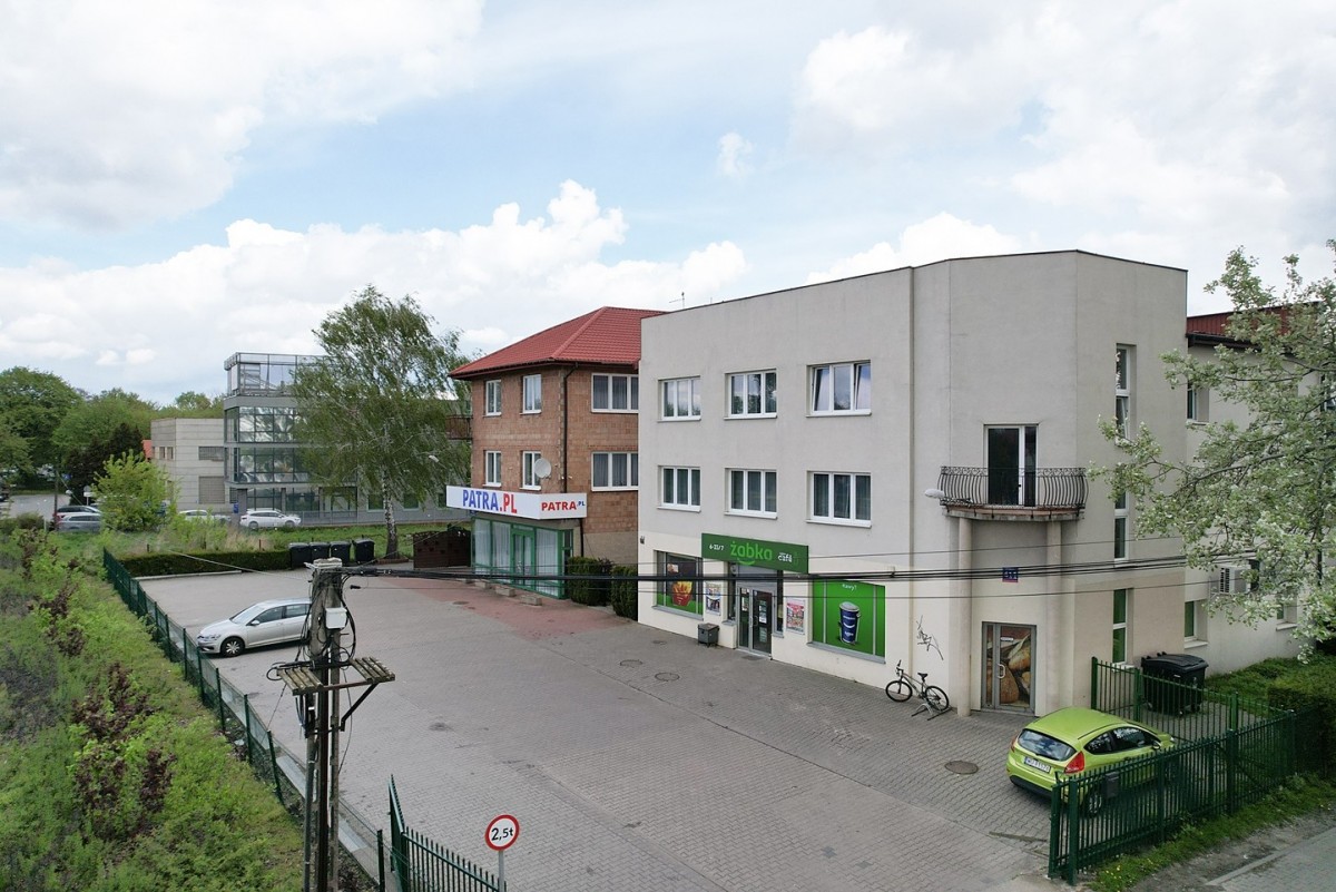 Будинок - 22 кімнати - 882 м² - вул. Пулавацька Варшава Урсинов