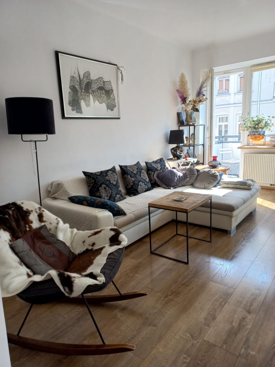 Квартира - 3 кімнати - 77 м² - вул. Тамка Варшава Середмістя