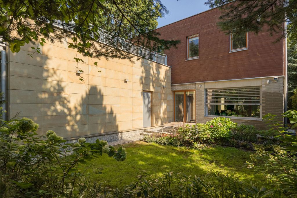 House - 6 rooms - 487 m² - Azaliowa St. Warsaw Wawer