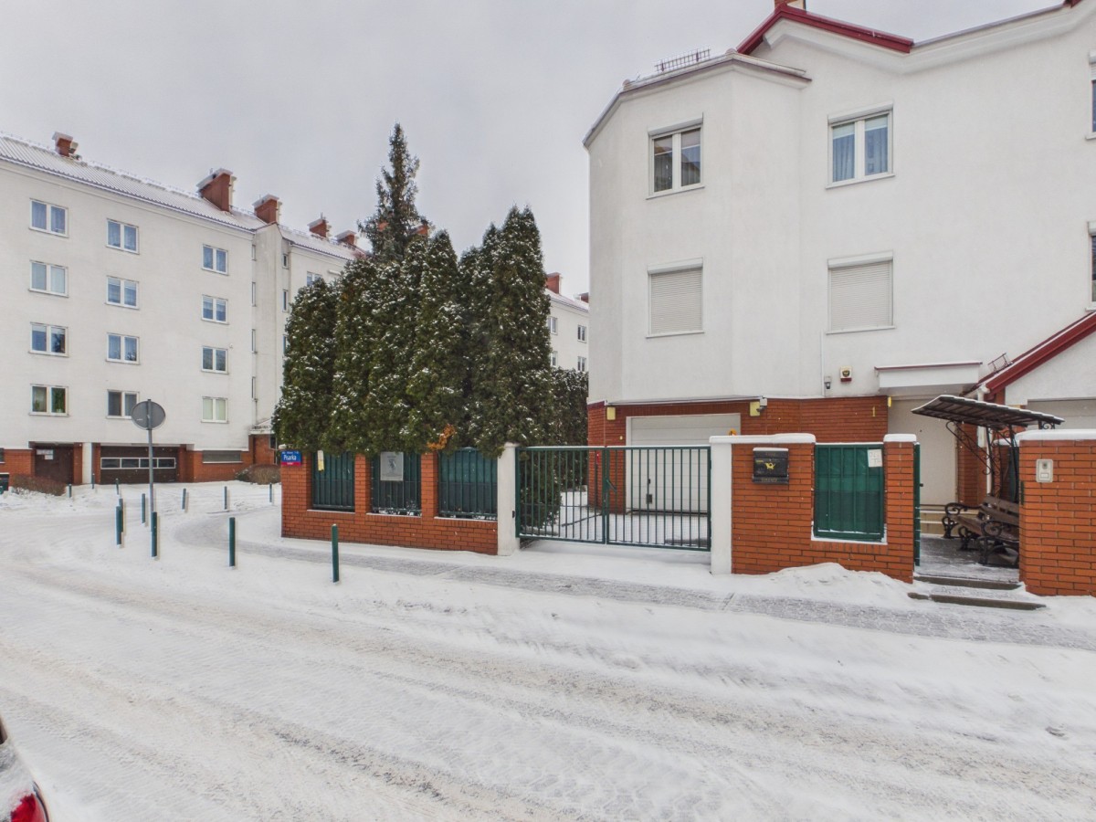 Dom - 6 pokoi - 240 m² - ul. Mariana Pisarka Warszawa Praga-Południe