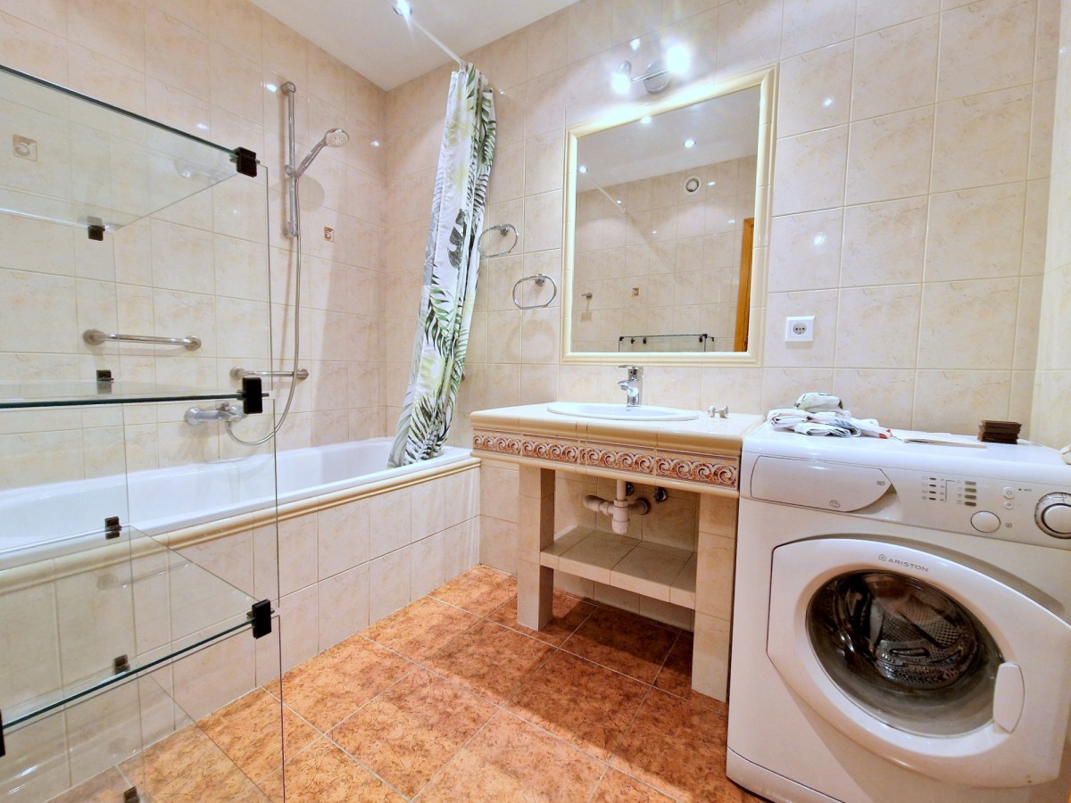 Appartamento - 3 stanze - 74 m² - al. Aleja Stanów Zjednoczonych Warszawa Praga-Południe
