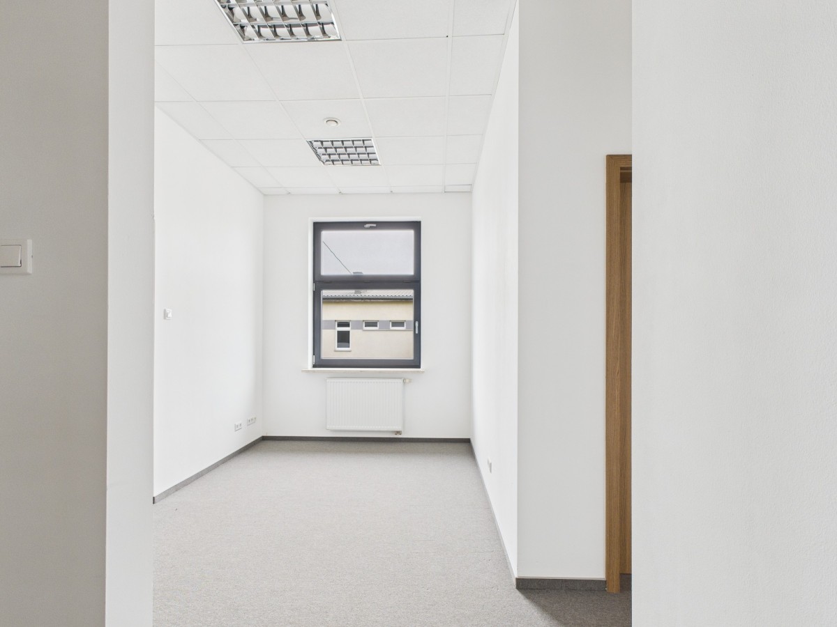 Oggetto - 5 stanze - 60 m² - via Chełmżyńska Varsavia Rembertów