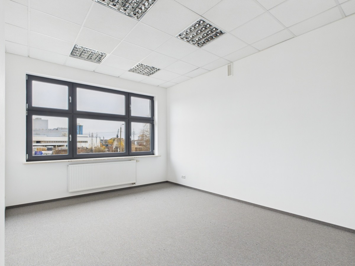 Oggetto - 5 stanze - 60 m² - via Chełmżyńska Varsavia Rembertów