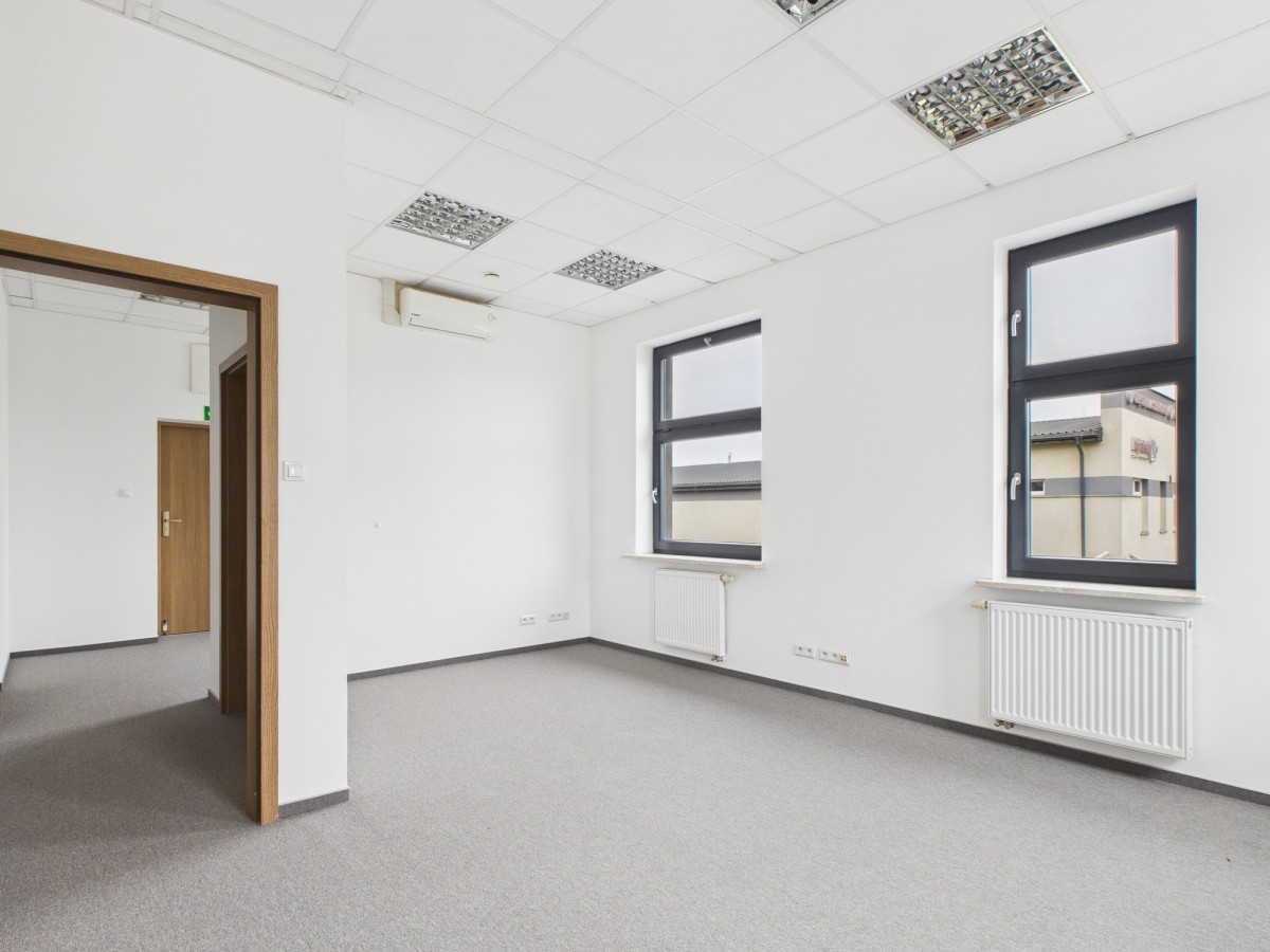 Oggetto - 5 stanze - 60 m² - via Chełmżyńska Varsavia Rembertów