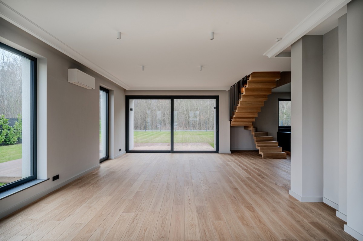Будинок - 6 кімнат - 335 м² - вул. Оркишова Варшава Урсинів