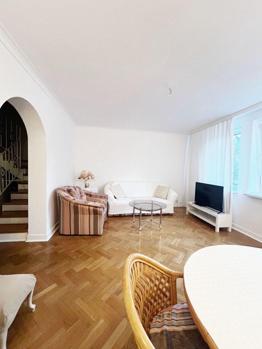 Apartamento - 4 habitaciones - 92 m² - c. Ptasia Varsovia Śródmieście