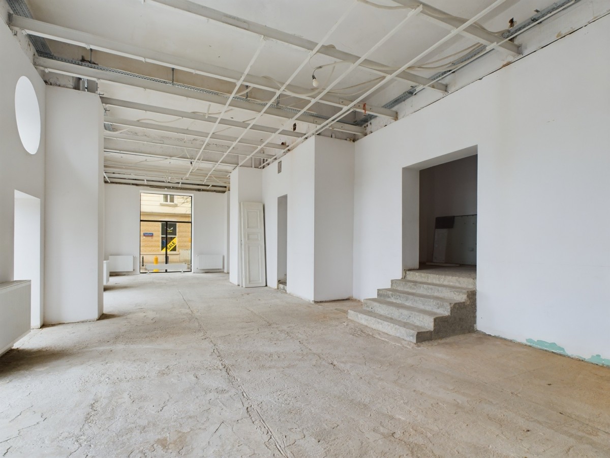 Lokal - 146 m² - al. Aleje Jerozolimskie Warszawa Śródmieście