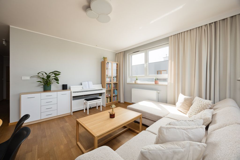 Mieszkanie - 4 pokoje - 80 m² - winda - ul. Cybernetyki Warszawa Mokotów
