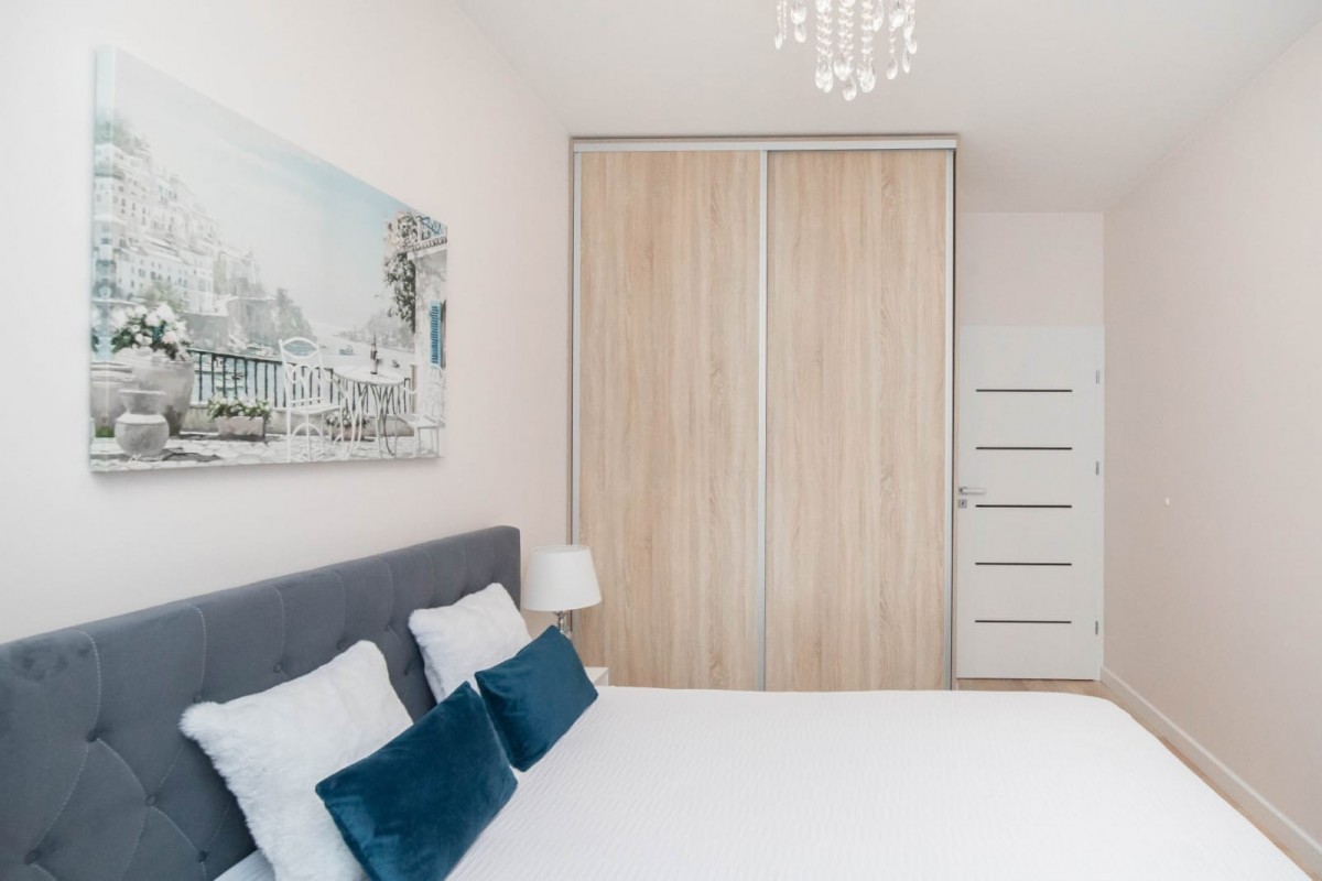 Mieszkanie - 2 pokoje - 55 m² - ul. Chmielna Warszawa Wola Mirów