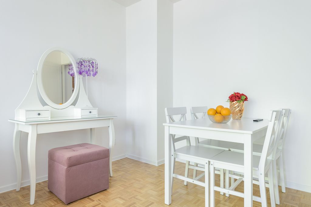 Mieszkanie - 1 pokój - 30 m² - winda - al. Aleja Stanów Zjednoczonych Warszawa Praga-Południe Saska Kępa