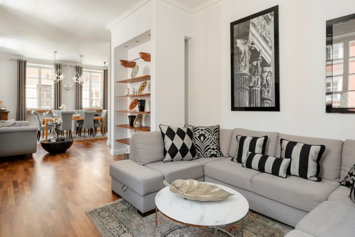 Mieszkanie - 3 pokoje - 112 m² - ul. Świętojańska Warszawa Śródmieście