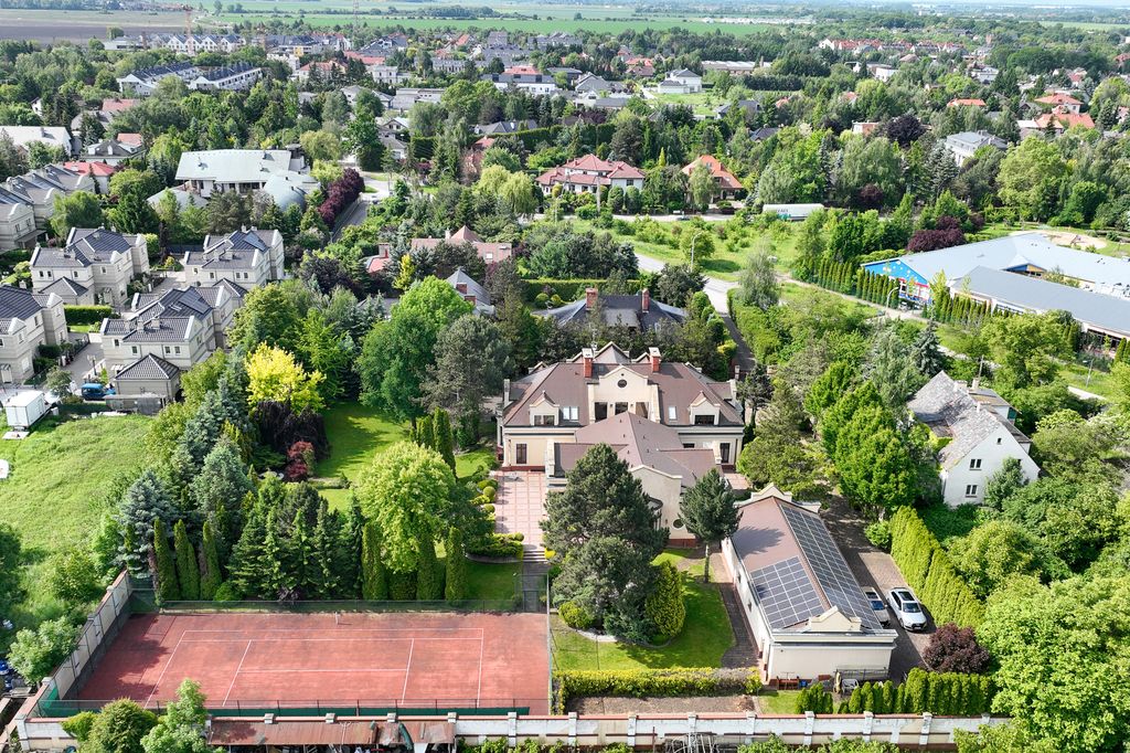 Dom - 9 pokoi - 995 m² - Kurpiów ołtaszyn