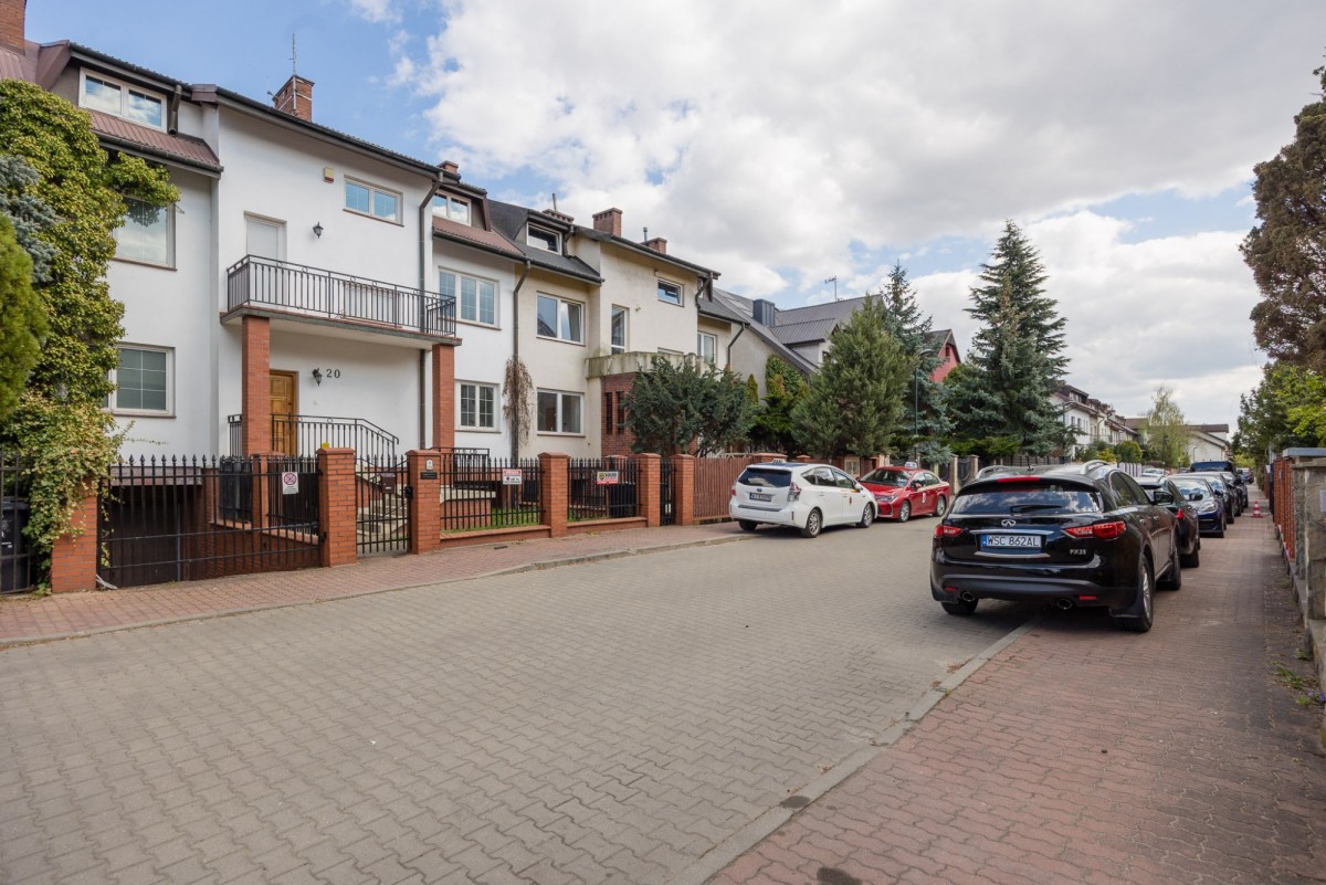 Dom - 6 pokoi - 422 m² - ul. Podmiejska Warszawa Bemowo