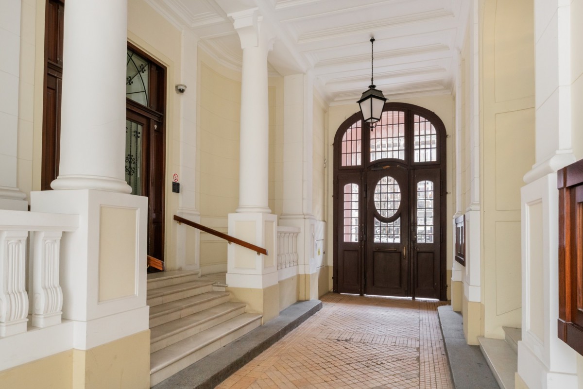 Lokal - 5 pokoi - 150 m² - winda - ul. Hoża Warszawa Śródmieście Południowe