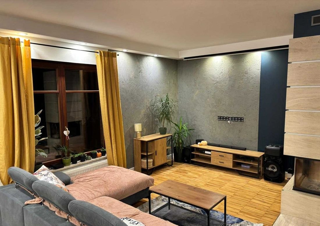 Spacious 4-Room House for Rent in Stabłowice, 162 m²