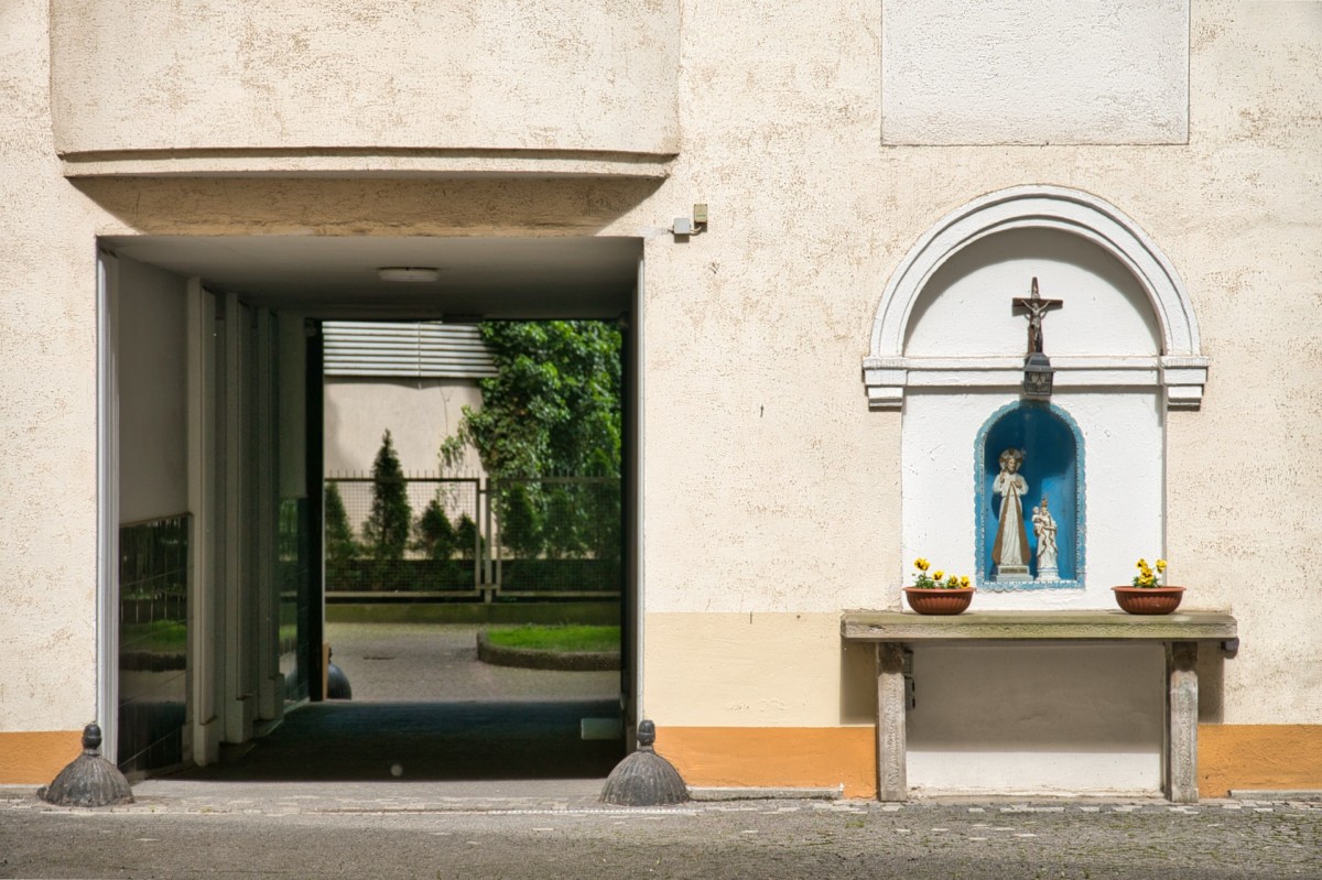 Mieszkanie - 4 pokoje - 107 m² - al. 3 Maja Warszawa Śródmieście Solec
