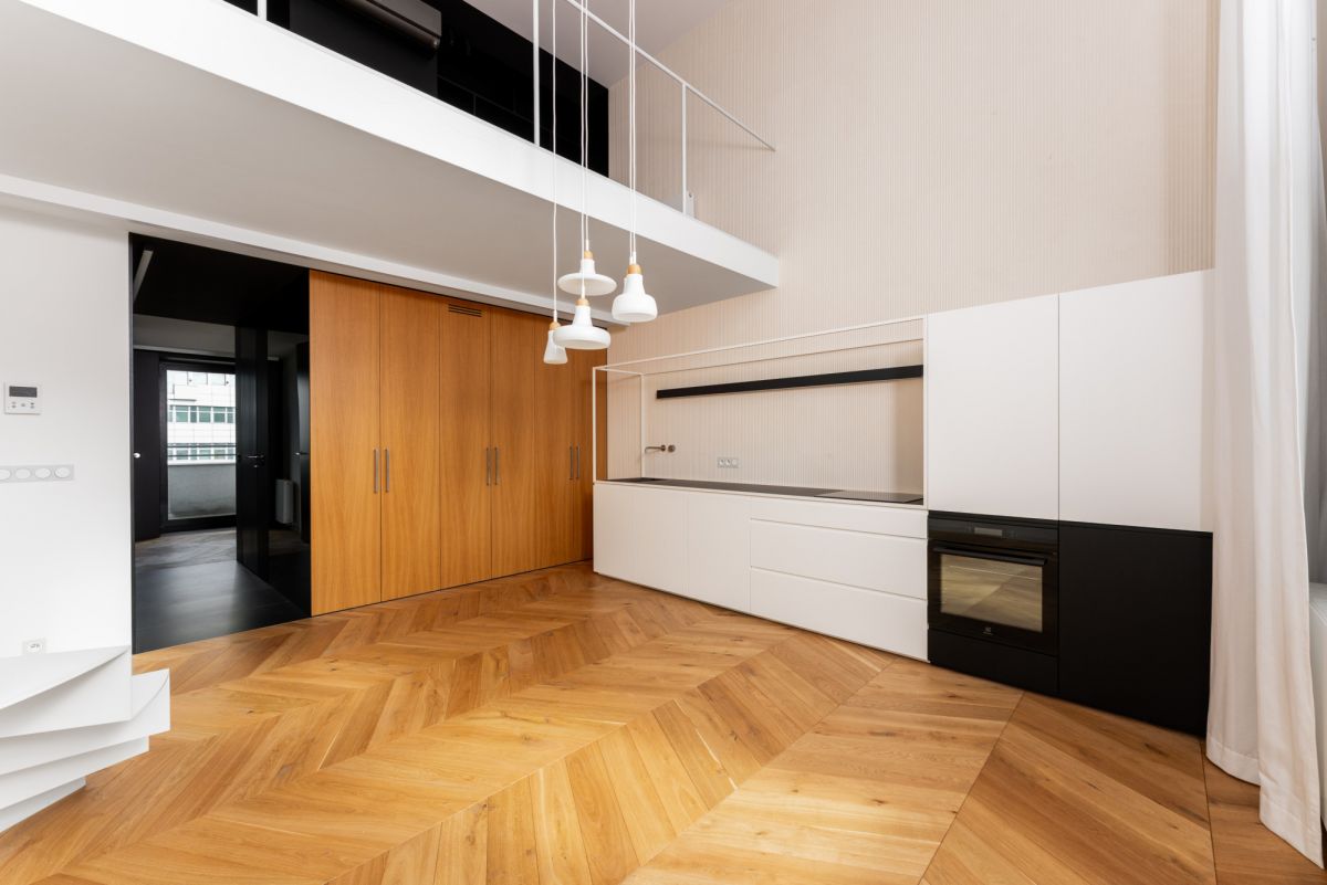 Mieszkanie - 3 pokoje - 81 m² - winda - ul. Targowa Warszawa Praga-Północ