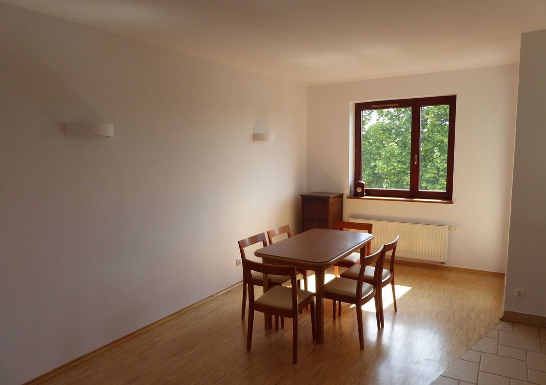 Piso en Ołtaszyn, 3 habitaciones, 73 m² en alquiler