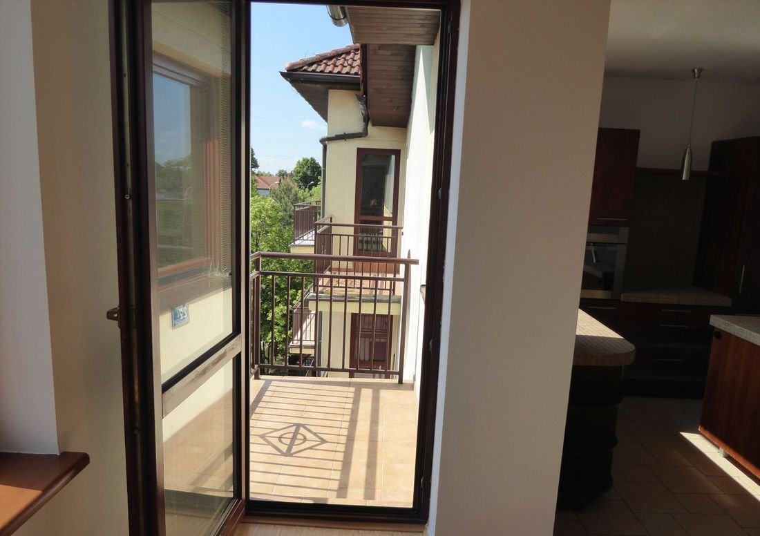 Piso en Ołtaszyn, 3 habitaciones, 73 m² en alquiler