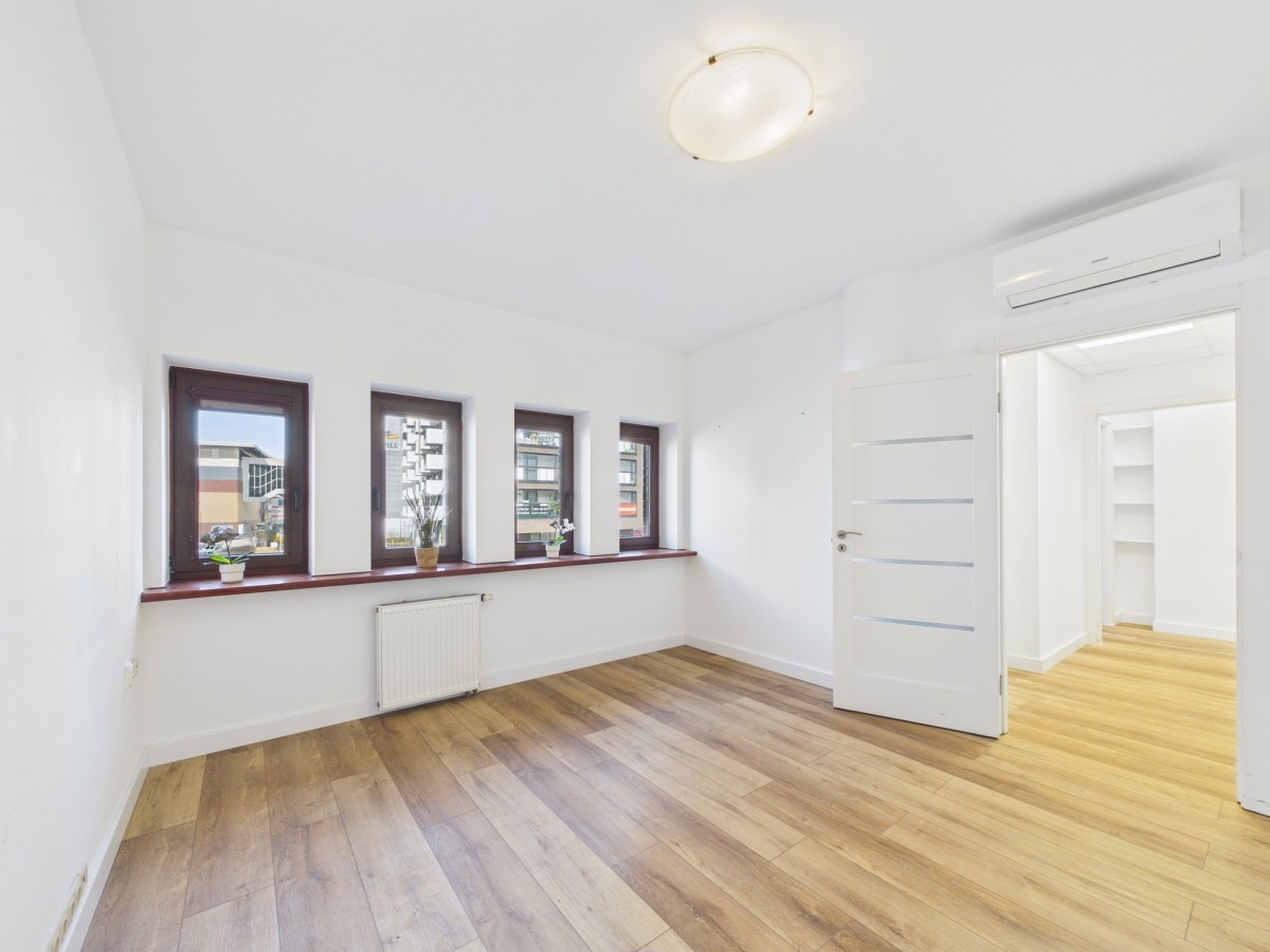 Mieszkanie - 5 pokoi - 97 m² - ul. św. Bonifacego Warszawa Mokotów Stegny