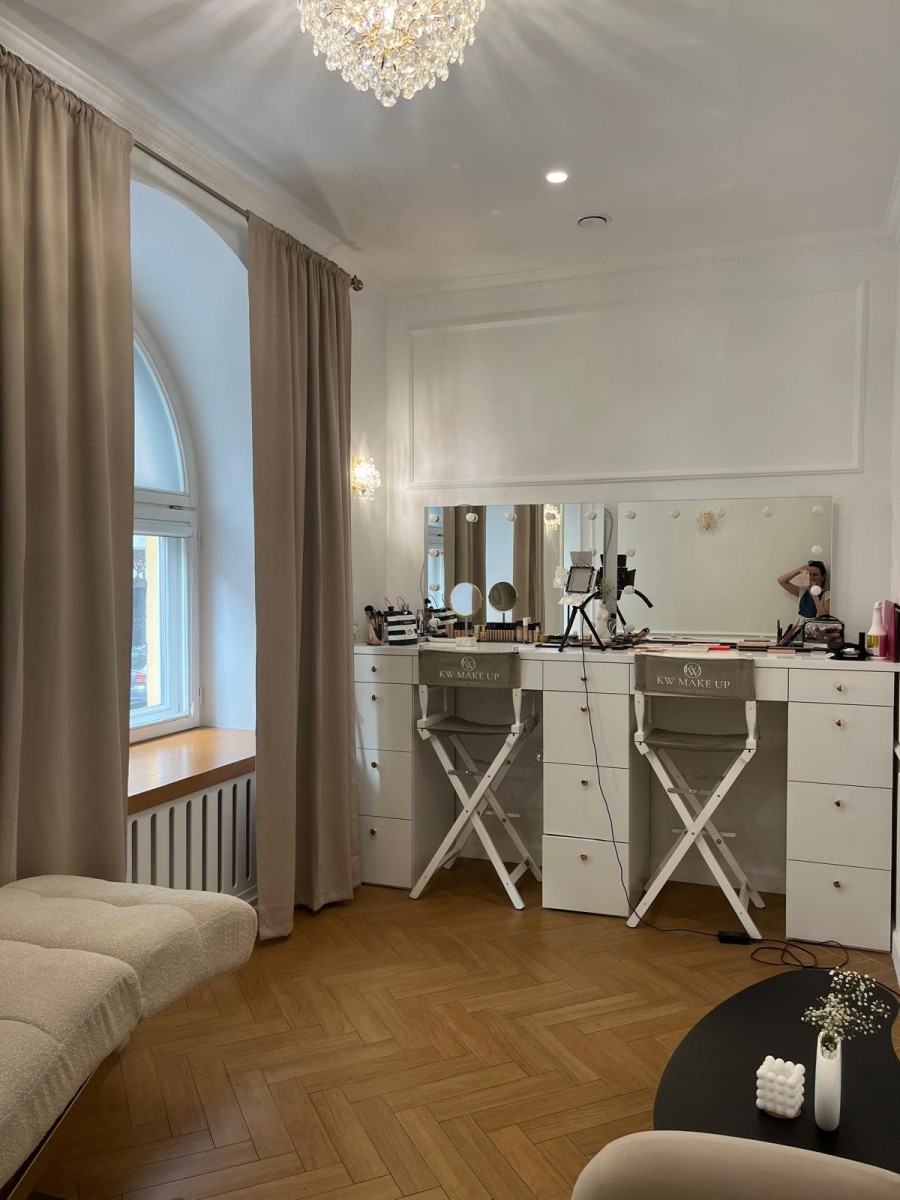 Mieszkanie - 4 pokoje - 93 m² - winda - ul. Nowogrodzka Warszawa Śródmieście
