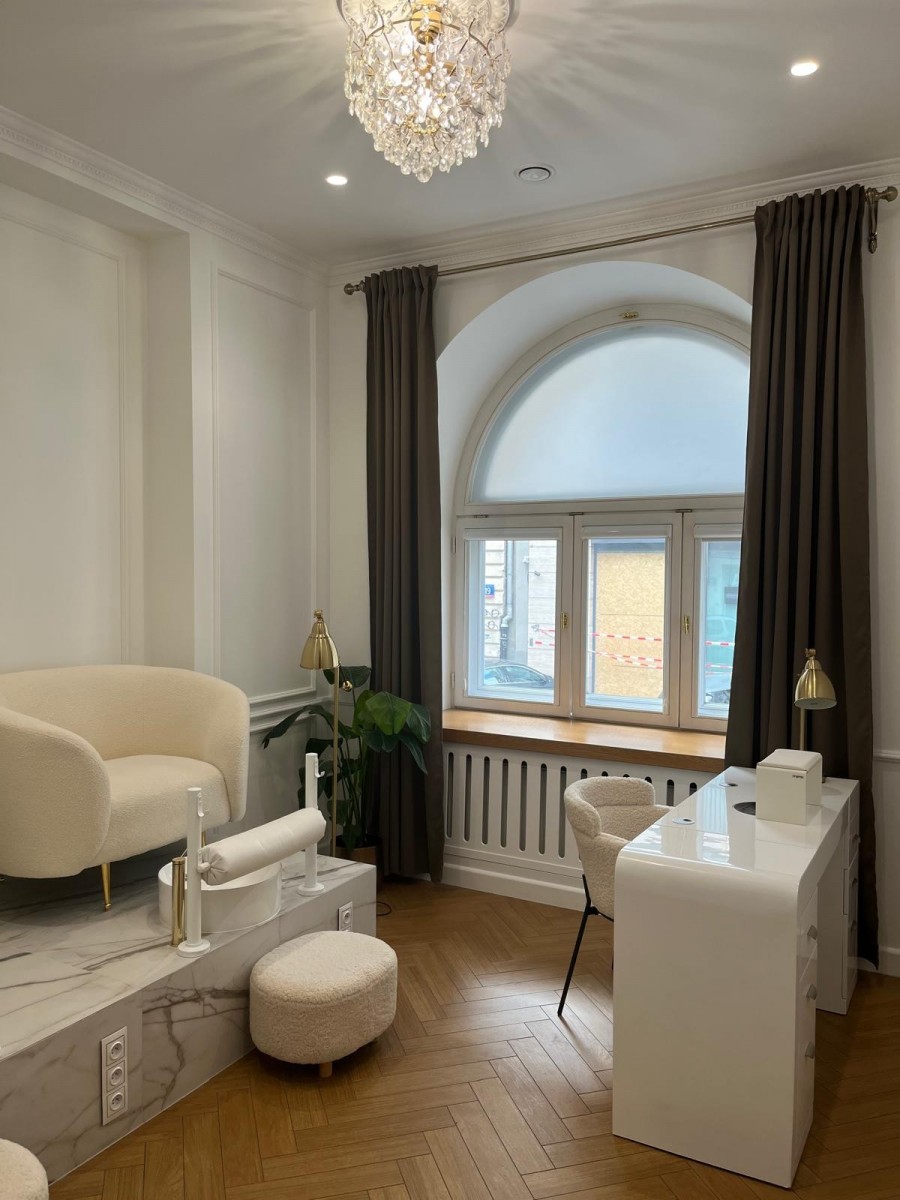 Mieszkanie - 4 pokoje - 93 m² - winda - ul. Nowogrodzka Warszawa Śródmieście