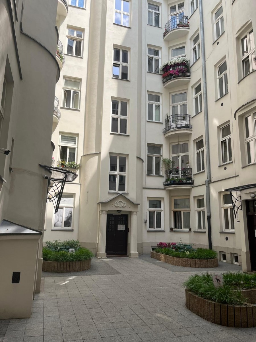 Mieszkanie - 4 pokoje - 93 m² - winda - ul. Nowogrodzka Warszawa Śródmieście