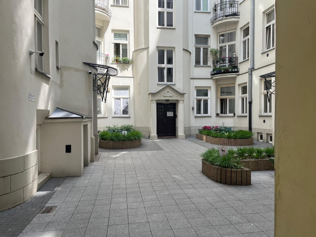 Mieszkanie - 4 pokoje - 93 m² - winda - ul. Nowogrodzka Warszawa Śródmieście