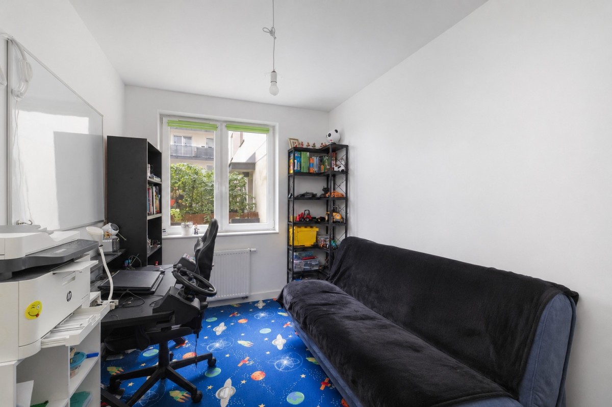 Квартира 3 кімнати 56.8 м² у Варшаві, Бяłołęка