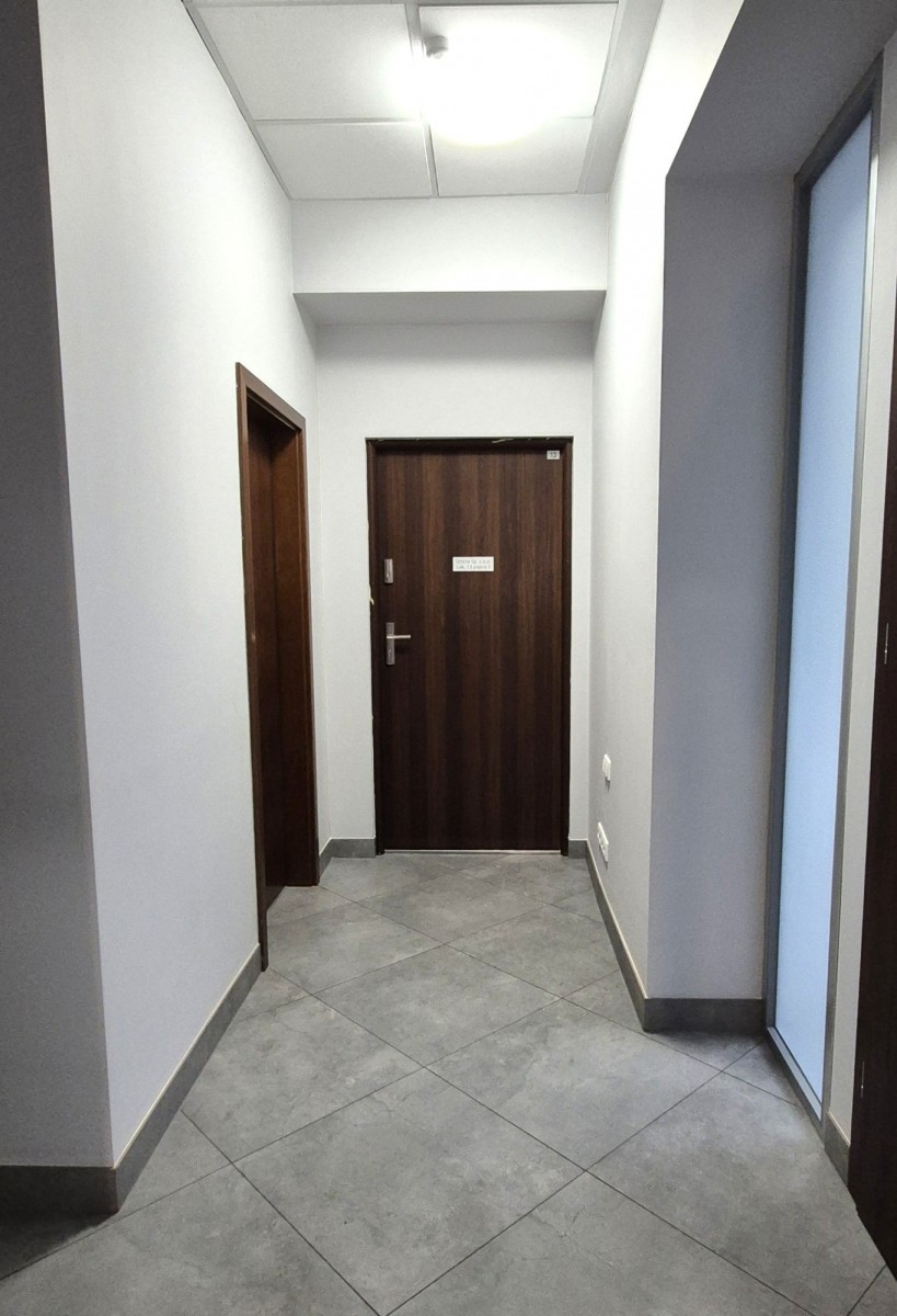 Obiekt - 60 m² - al. Aleja Prymasa Tysiąclecia Warszawa Wola Koło