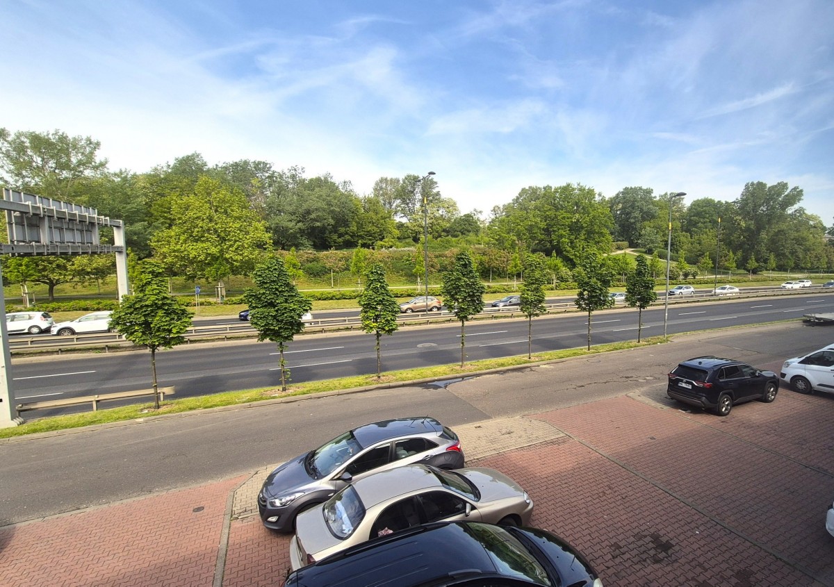 Obiekt - 60 m² - al. Aleja Prymasa Tysiąclecia Warszawa Wola Koło