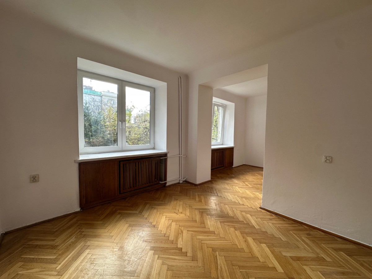 Obiekt - 4 pokoje - 61 m² - winda - ul. Ogrodowa Warszawa Wola