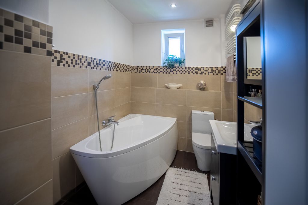 Mieszkanie - 5 pokoi - 104 m² - ul. Góralska Legnica