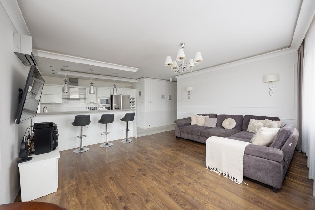 Mieszkanie - 4 pokoje - 104 m² - winda - ul. Bukowińska Warszawa Mokotów