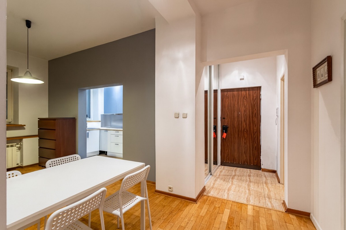 Mieszkanie - 4 pokoje - 89 m² - ul. Wilcza Warszawa Śródmieście