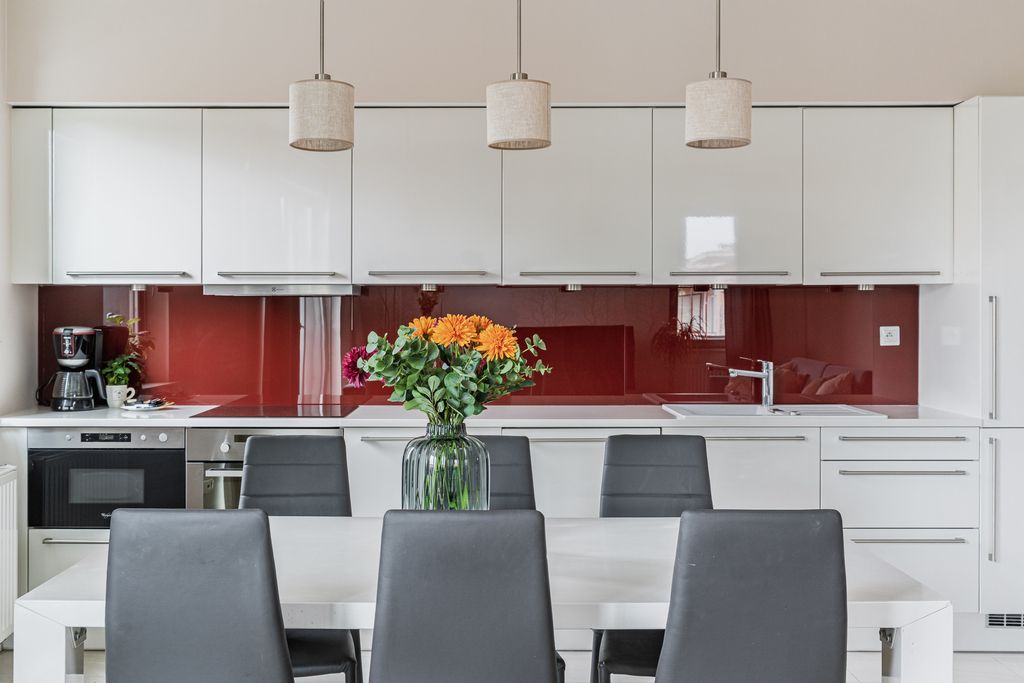 Mieszkanie - 3 pokoje - 73 m² - winda - Szafarnia śródmieście