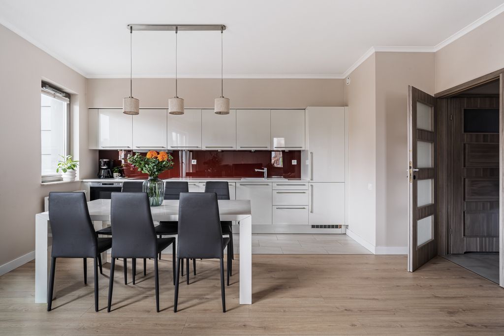 Mieszkanie - 3 pokoje - 73 m² - winda - Szafarnia śródmieście
