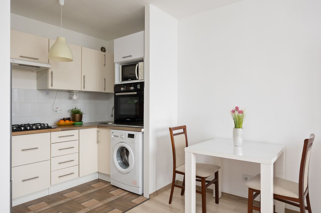 Mieszkanie - 2 pokoje - 38 m² - winda - ul. Młynarska Warszawa Wola Młynów