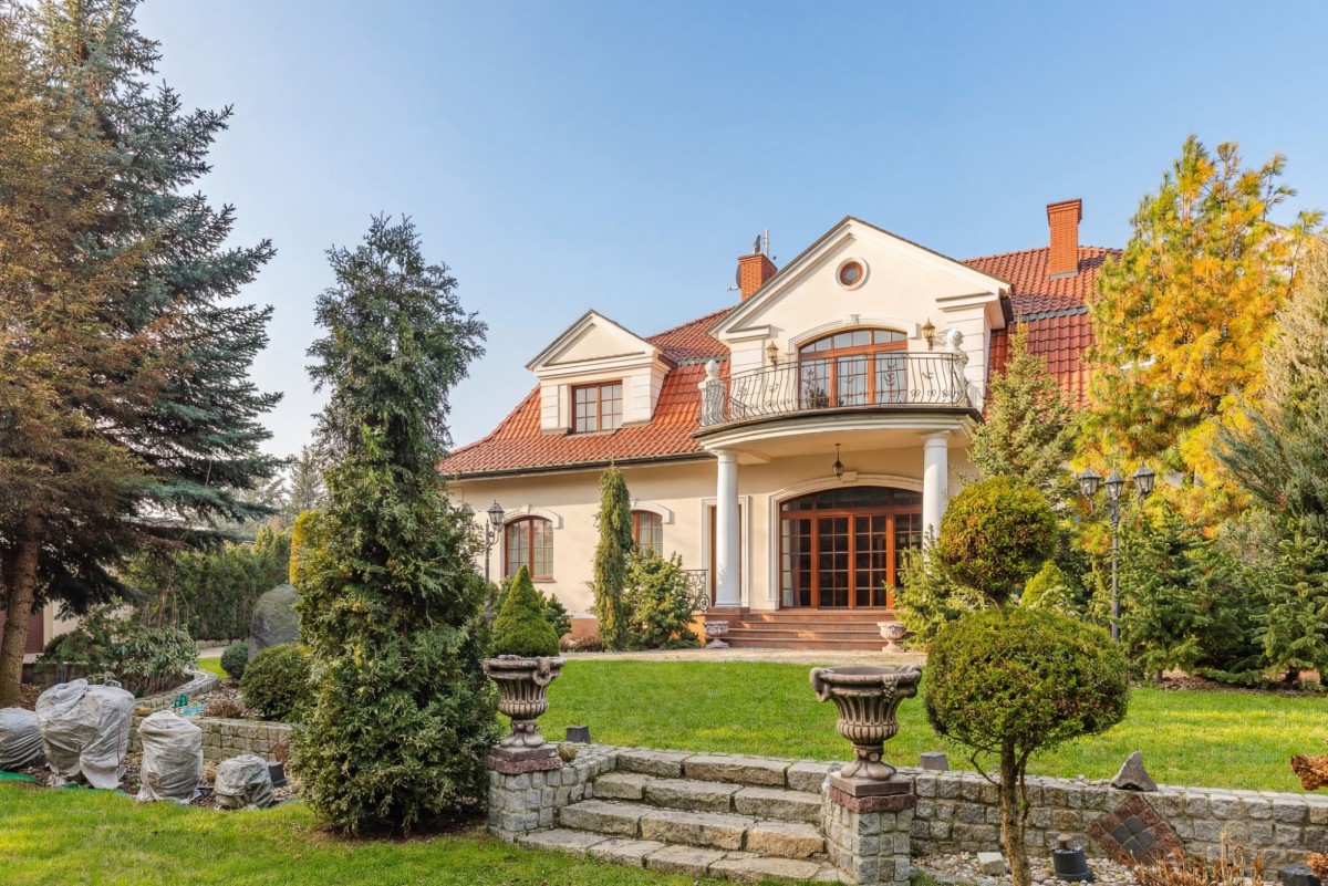 Dom - 7 pokoi - 558 m² - ul. Ostródzka Warszawa Targówek Bródno