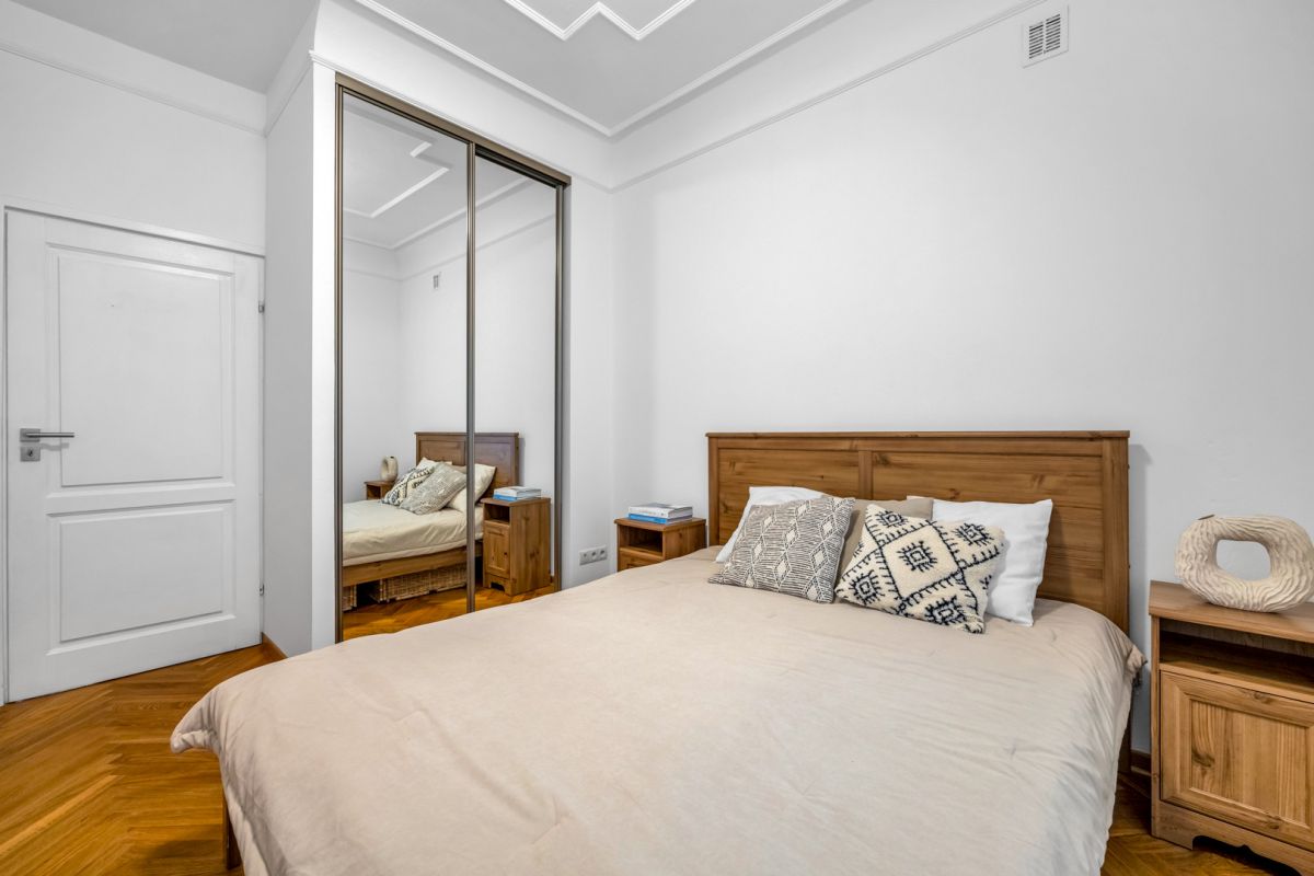 Mieszkanie - 3 pokoje - 70 m² - winda - ul. Flory Warszawa Śródmieście Południowe