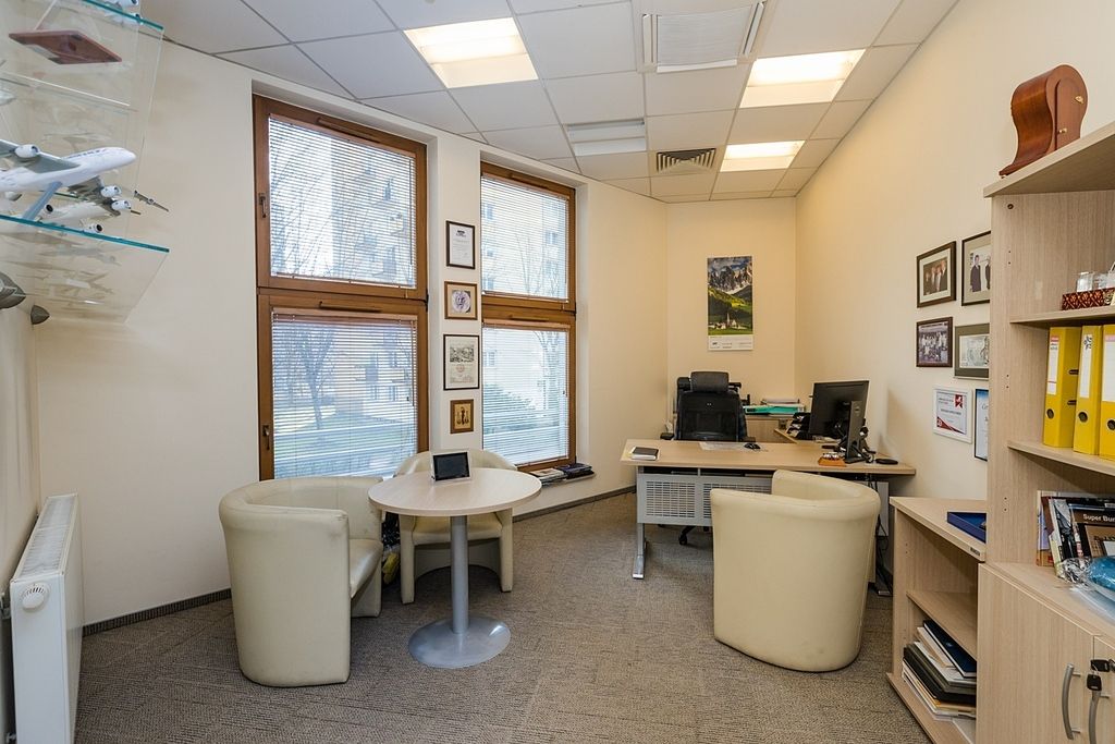 Lokal - 386 m² - winda - ul. Juliana Ursyna Niemcewicza Warszawa Ochota Stara Ochota
