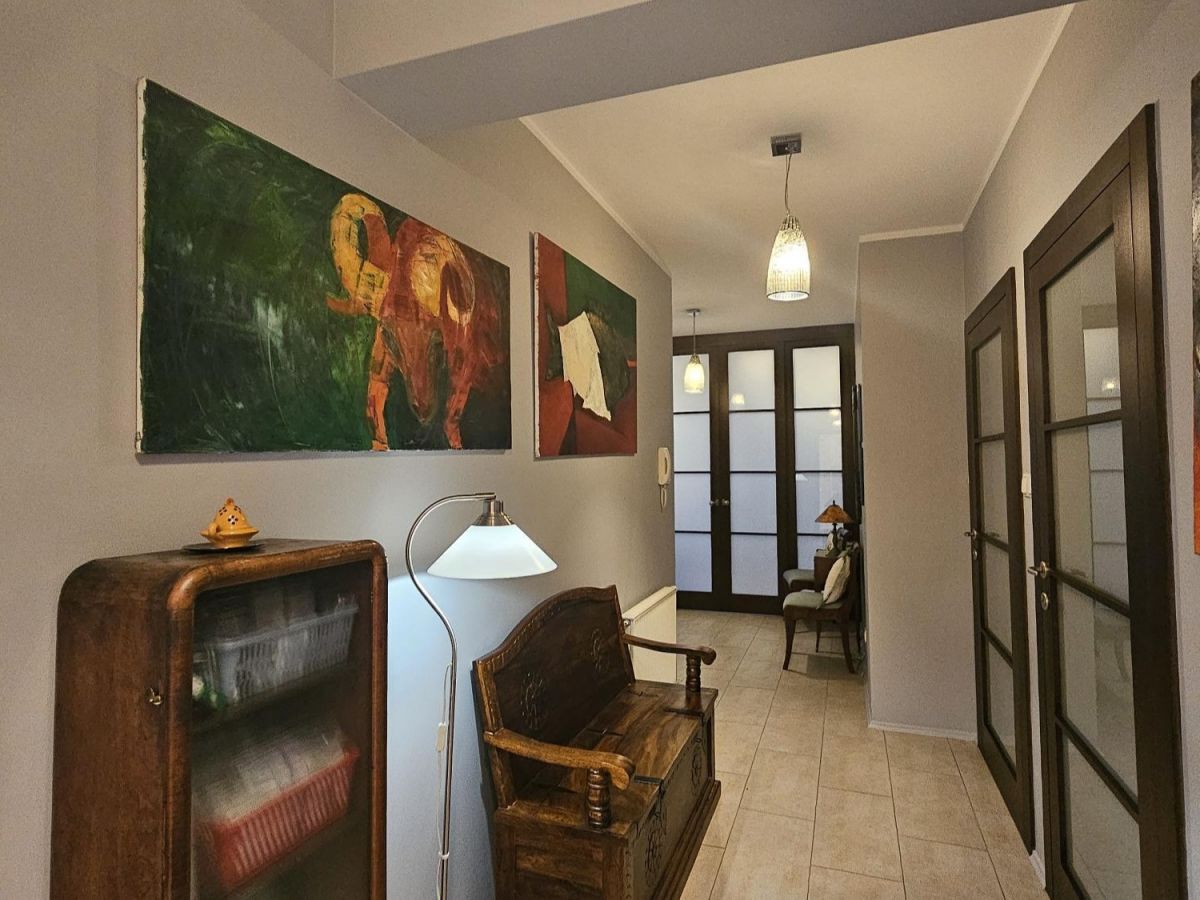 Eigentumswohnung in Warszawa Wawer - 5 Zimmer, 163 m²