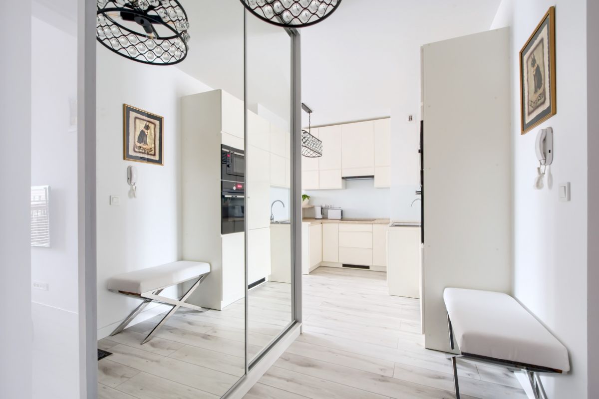 Mieszkanie - 2 pokoje - 41 m² - winda - ul. Wagonowa Warszawa Włochy