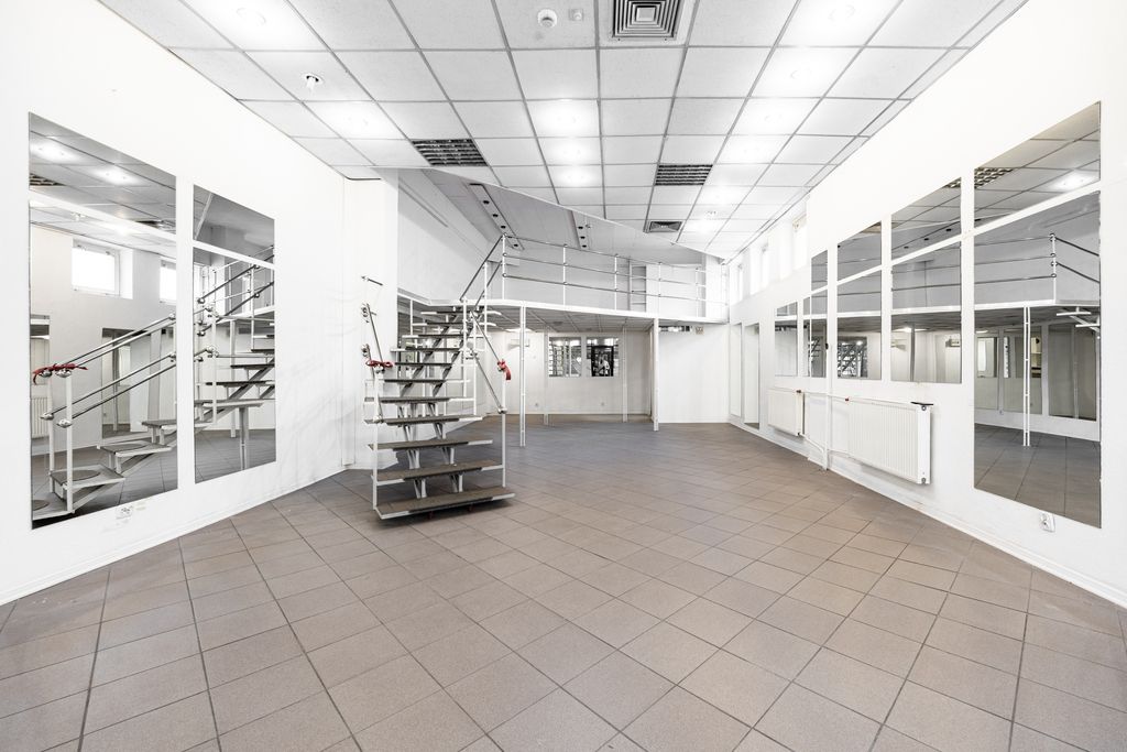 Lokal - 66 m² - winda - ul. Targowa Warszawa Praga-Północ Stara Praga