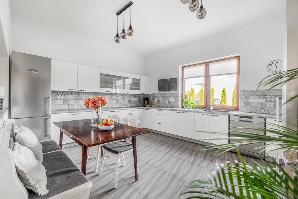 Dom - 5 pokoi - 468 m² - al. Aleje Jerozolimskie Warszawa Śródmieście