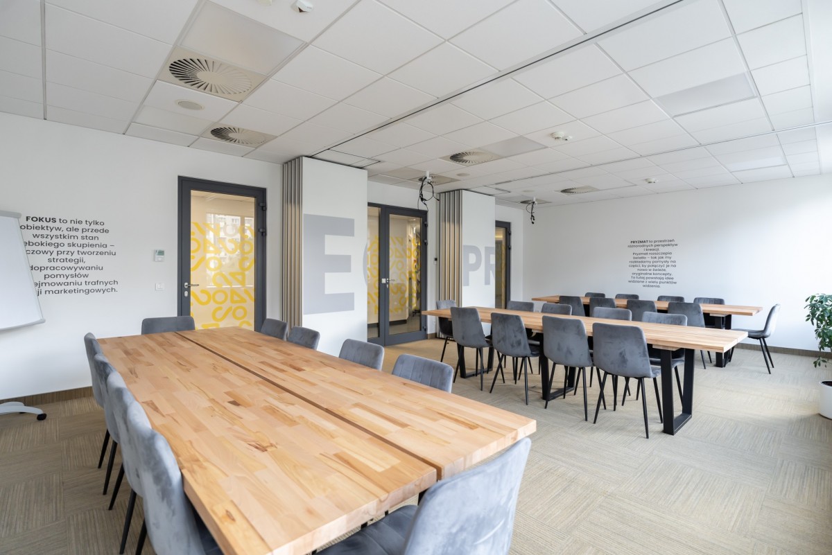 Alquiler de oficina en el centro de Varsovia - 10 despachos - 434 m²